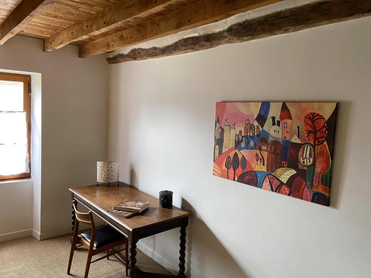 Domaine Du Bourg Salon Bed & Breakfast ภายนอก รูปภาพ